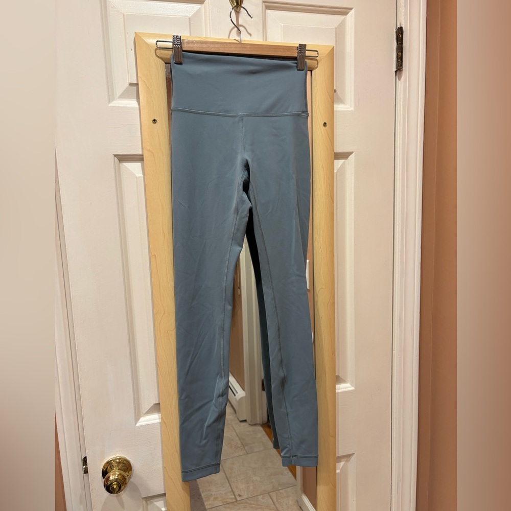 NWOT Lululemon Wunder Train High-Rise Tight 28" - Size 4 - Blue Grey